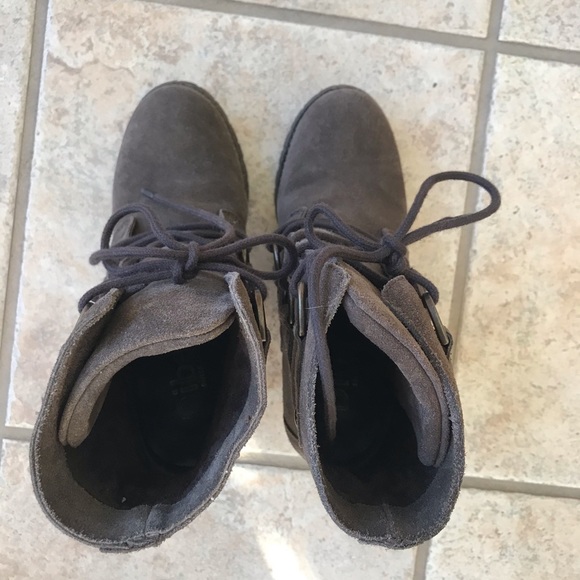 Diba brown suede booties - Picture 2 of 8